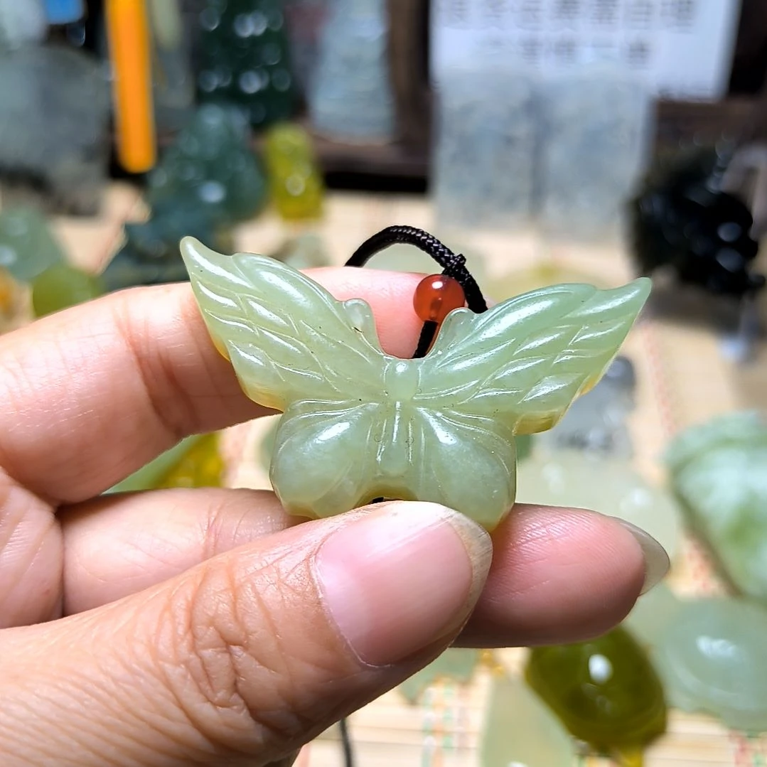 用***4蛇纹石玉合金颈饰