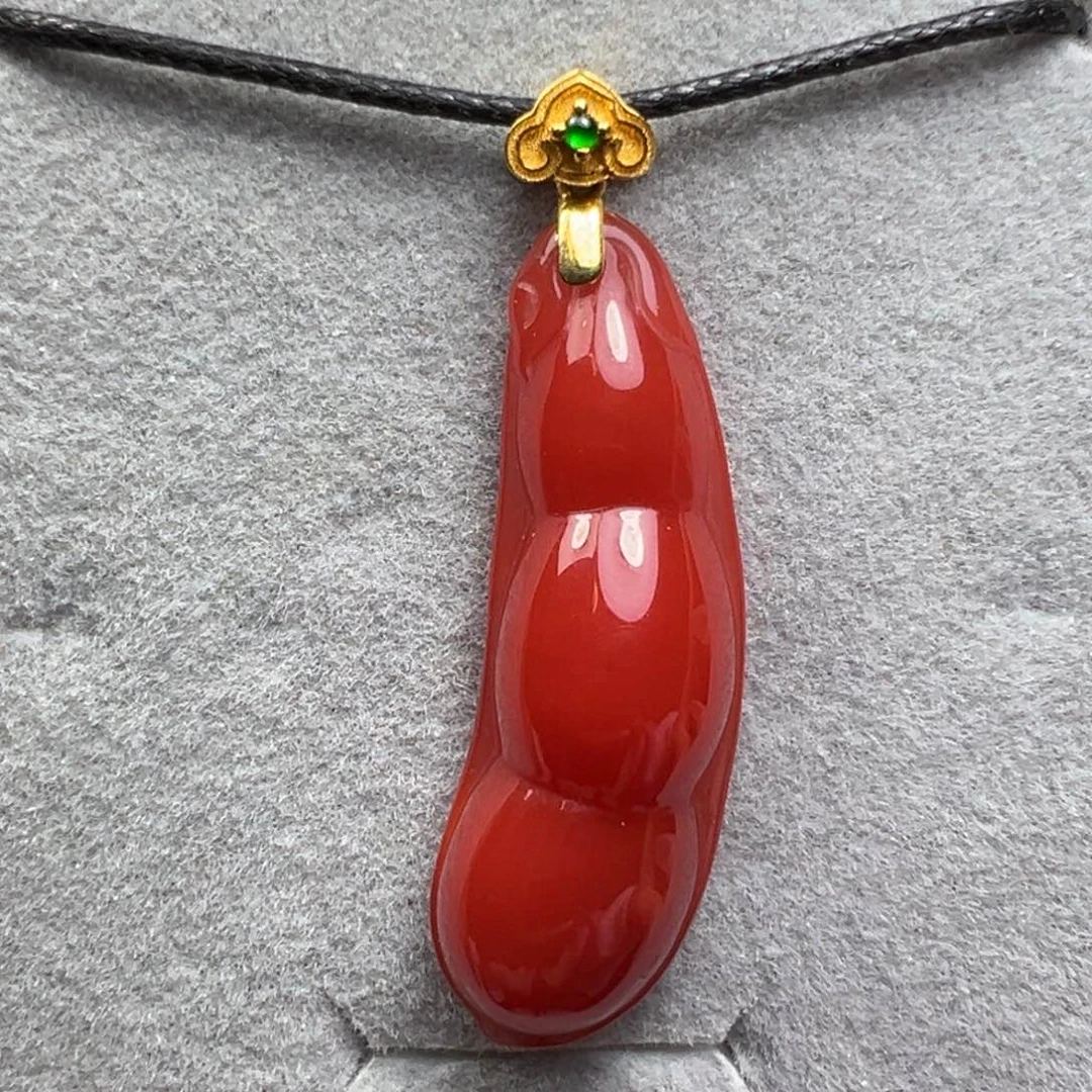 南红玛瑙18K金镶嵌吊坠