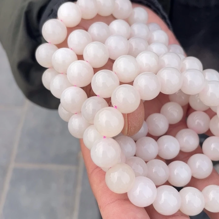 和田玉未镶嵌手链多样性发货，发其一