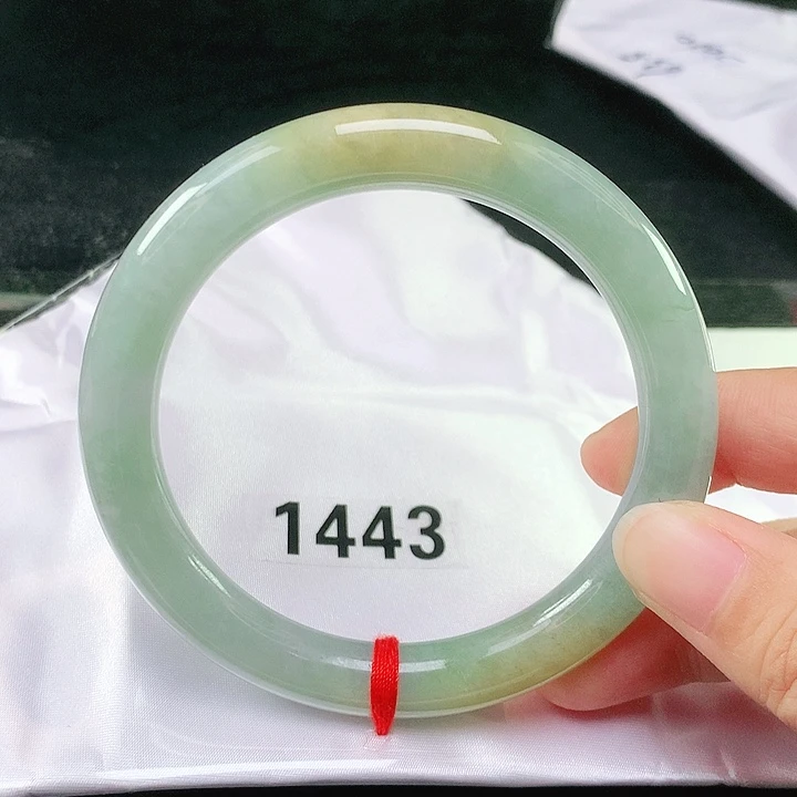 未镶嵌手镯翡翠63