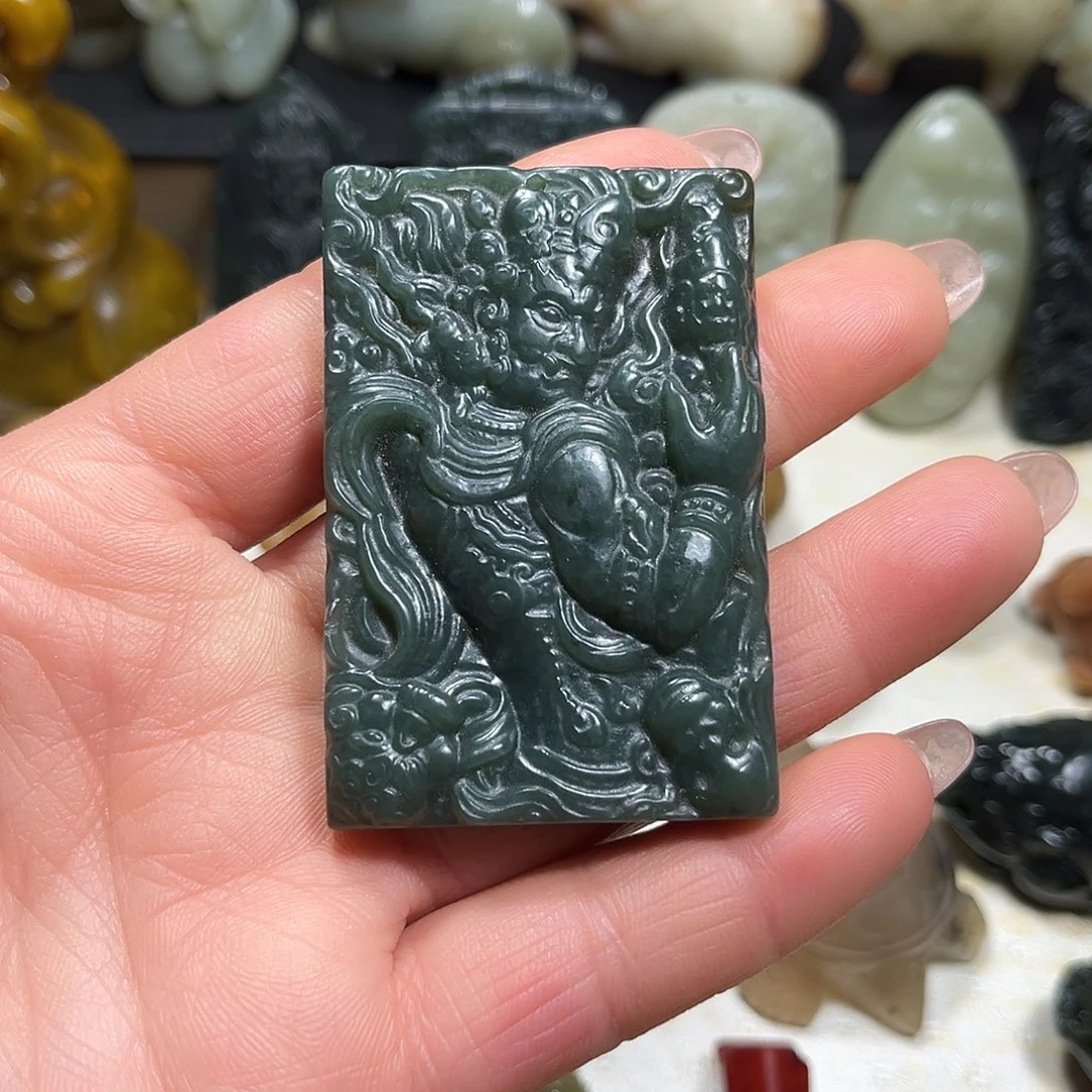 白玉菩提吊坠白玉菩提吊坠