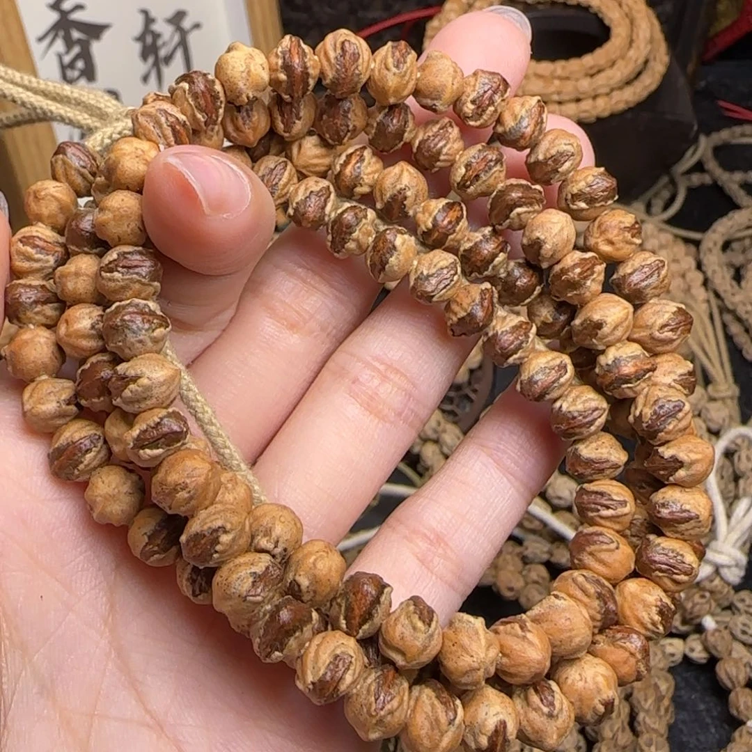 柏香籽/百香籽吊坠送***马