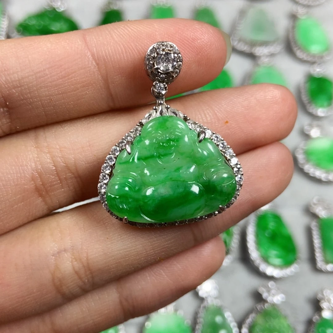 颈饰未镶嵌翡翠佛公