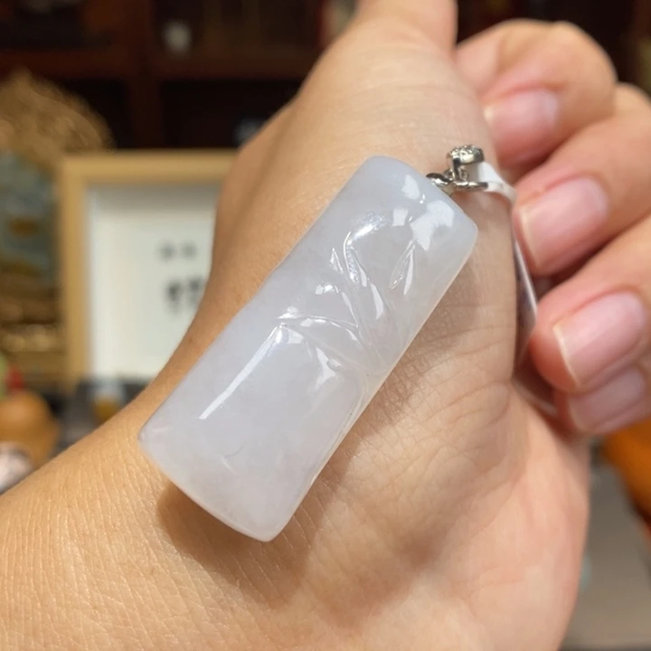 【闪购商品】颈饰银S925镶嵌翡翠34