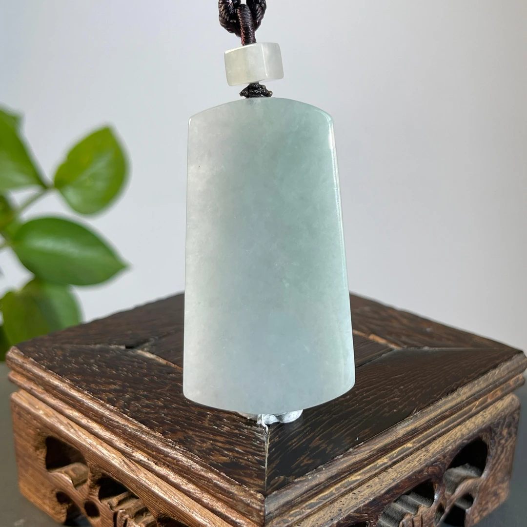 JXB22-016   天然缅甸翡翠A货  无事牌