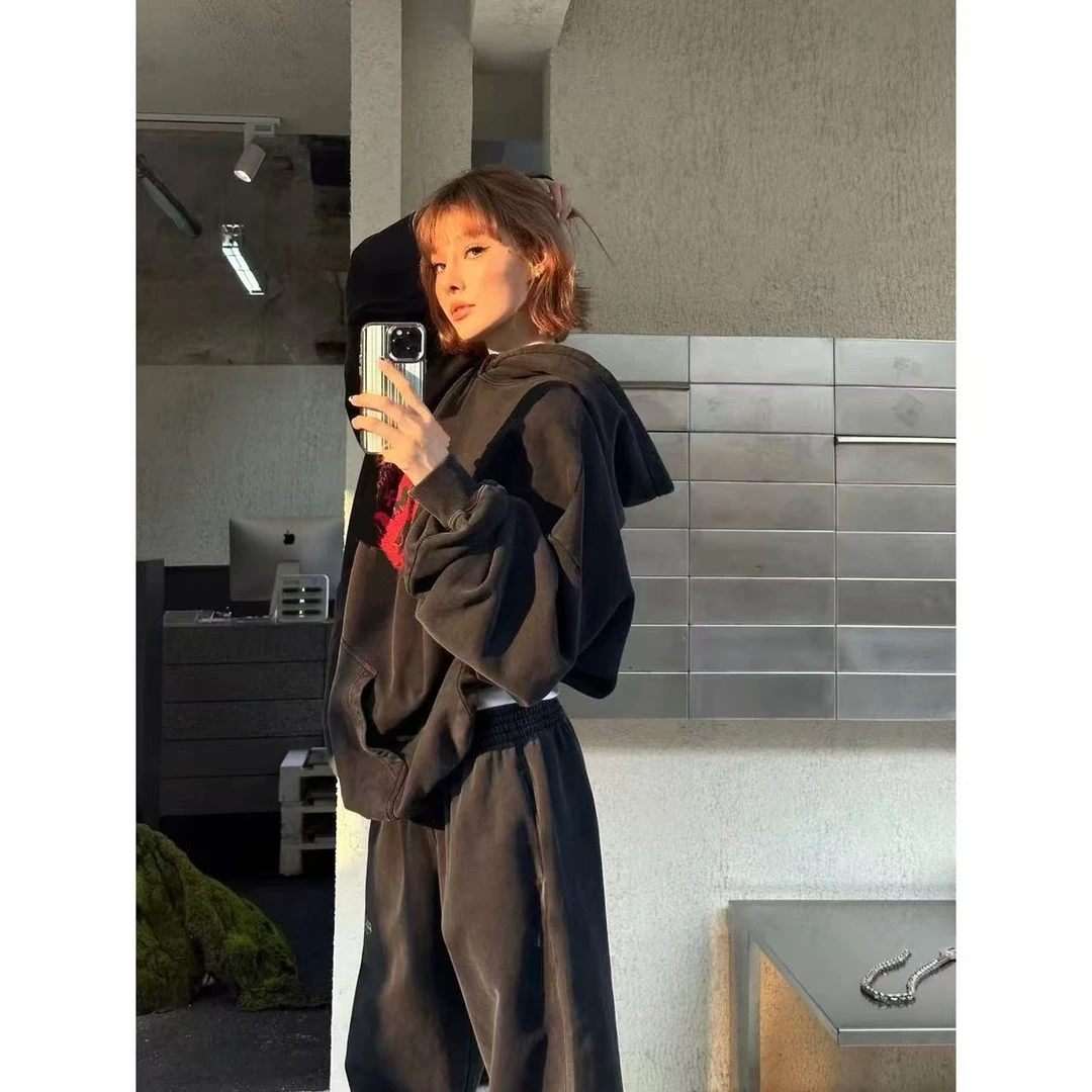 徐秋阳  字母蛇卫衣  百搭时尚休闲设计感显瘦显白卫衣11763