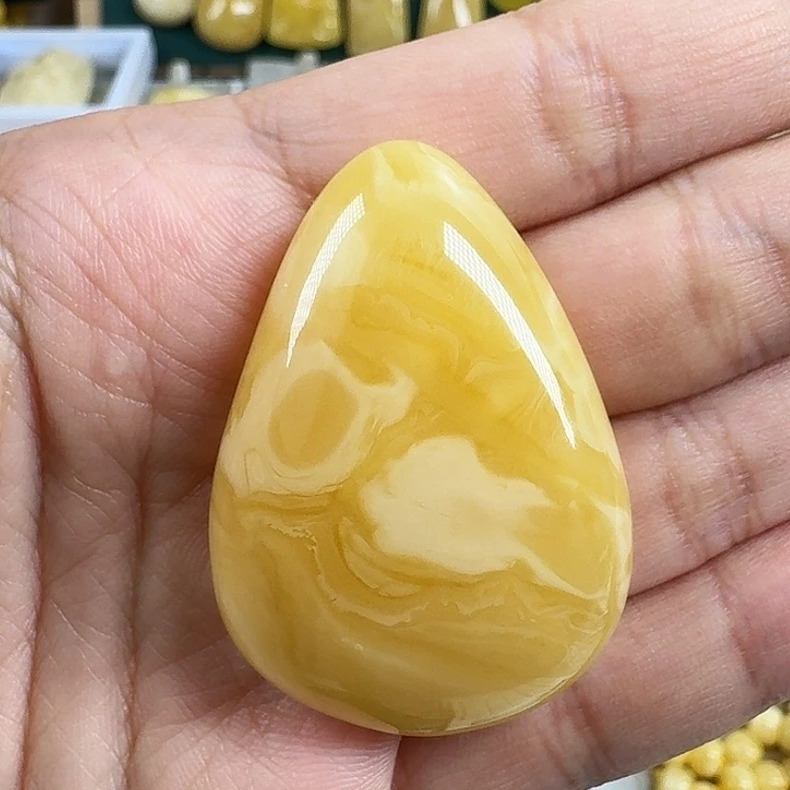 蜜蜡珠宝奇石未镶嵌