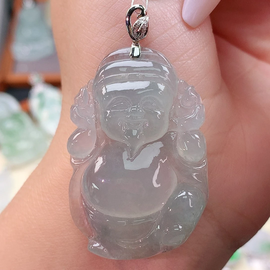 颈饰18K金镶嵌翡翠财神爷