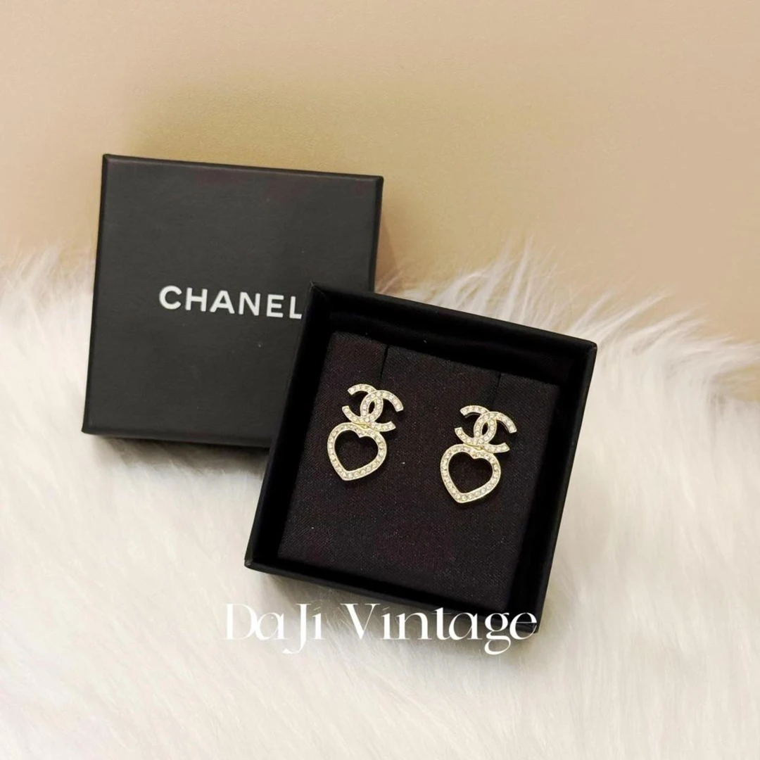 99新 Chanel/香奈儿 大吉中古/爱心双C镶钻耳钉