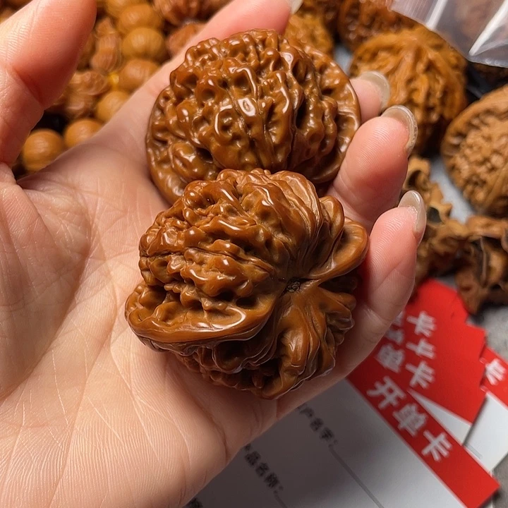 Z***z吊坠文玩核桃官帽