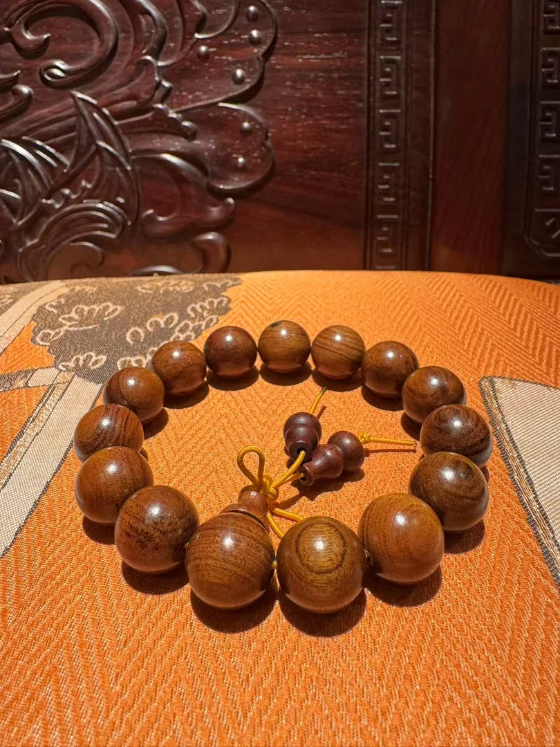 黑花梨精美手串LQ362（无礼盒）