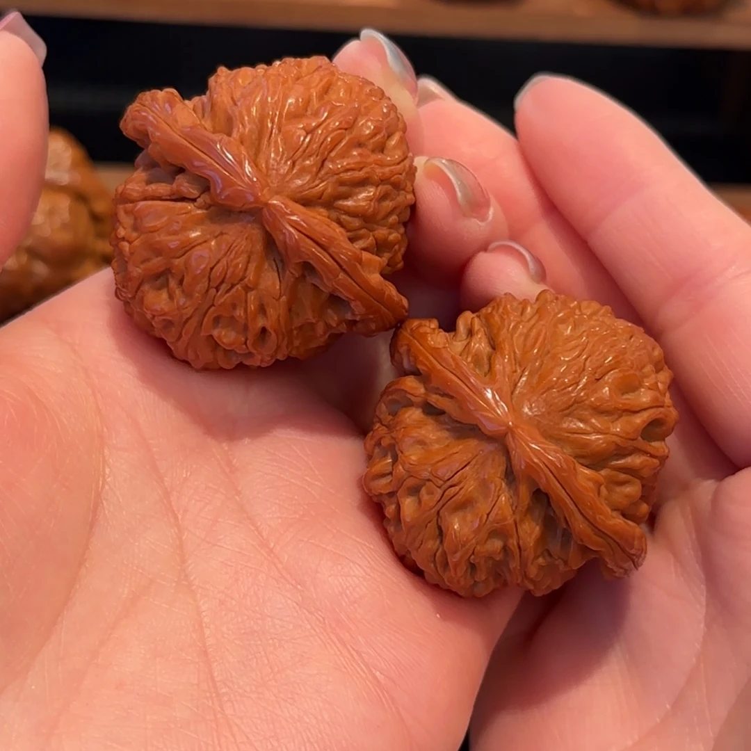 桃核把件白狮子43 精品1383