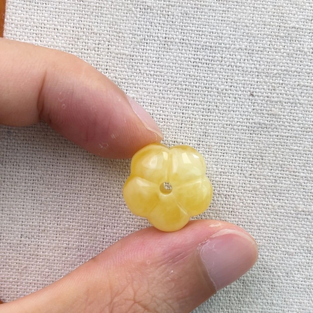 琥珀未镶嵌裸石花花