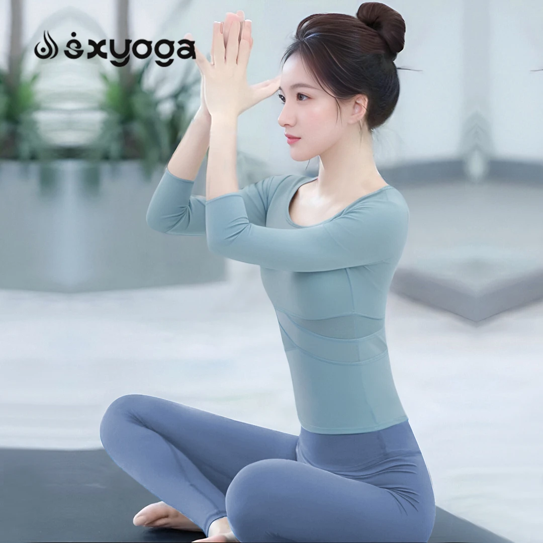 瑜伽服2025新款穿搭训练服套装带胸垫秋冬健身服运动上衣修身保暖