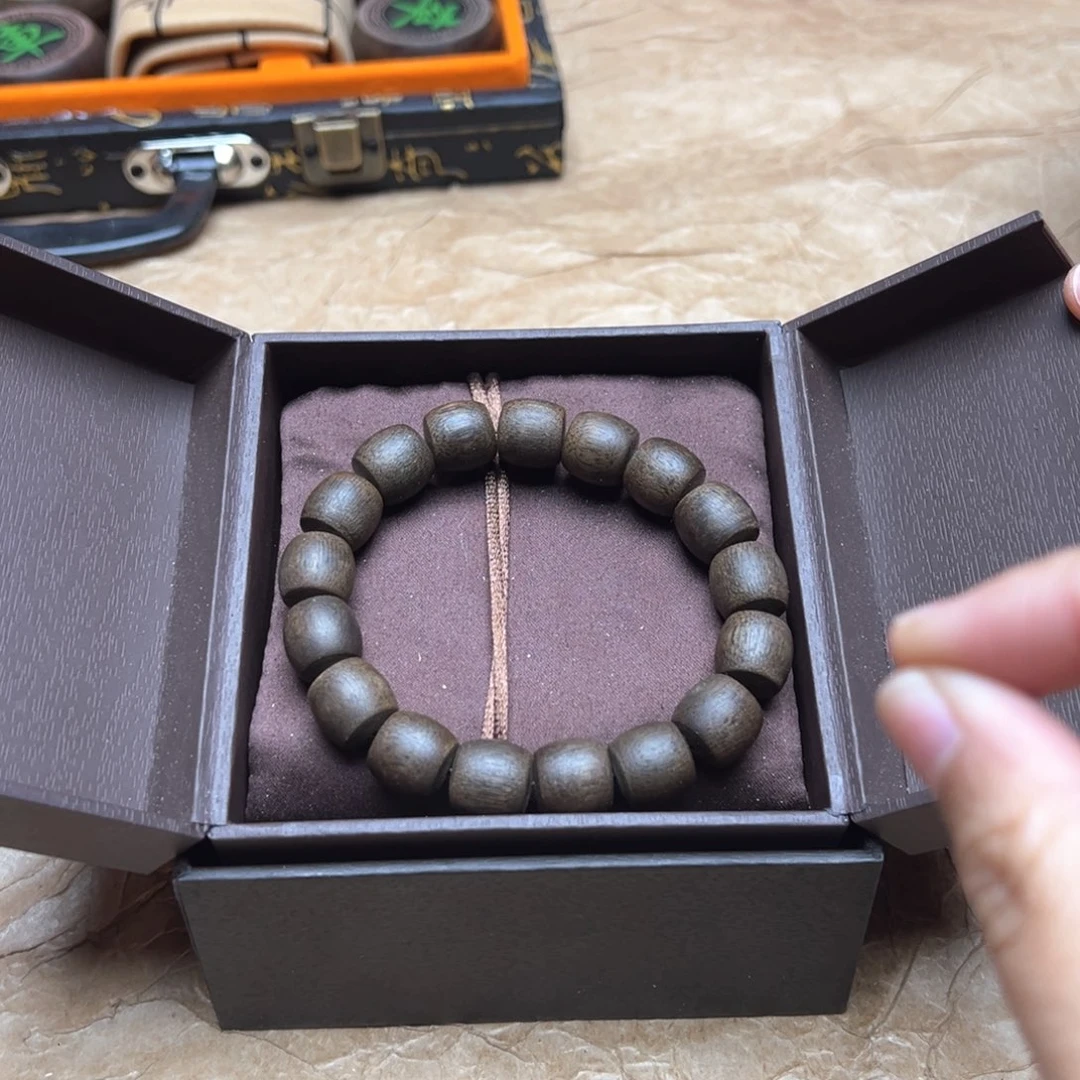 大叶紫檀（黑酸枝木类）