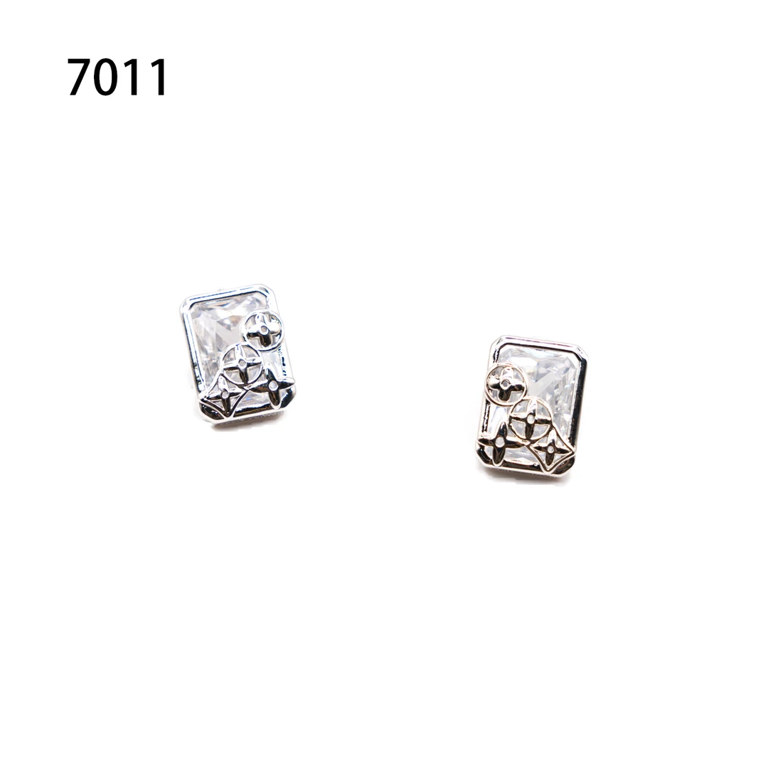 简约个性气质耳环小众设计高级感耳钉耳饰～7011