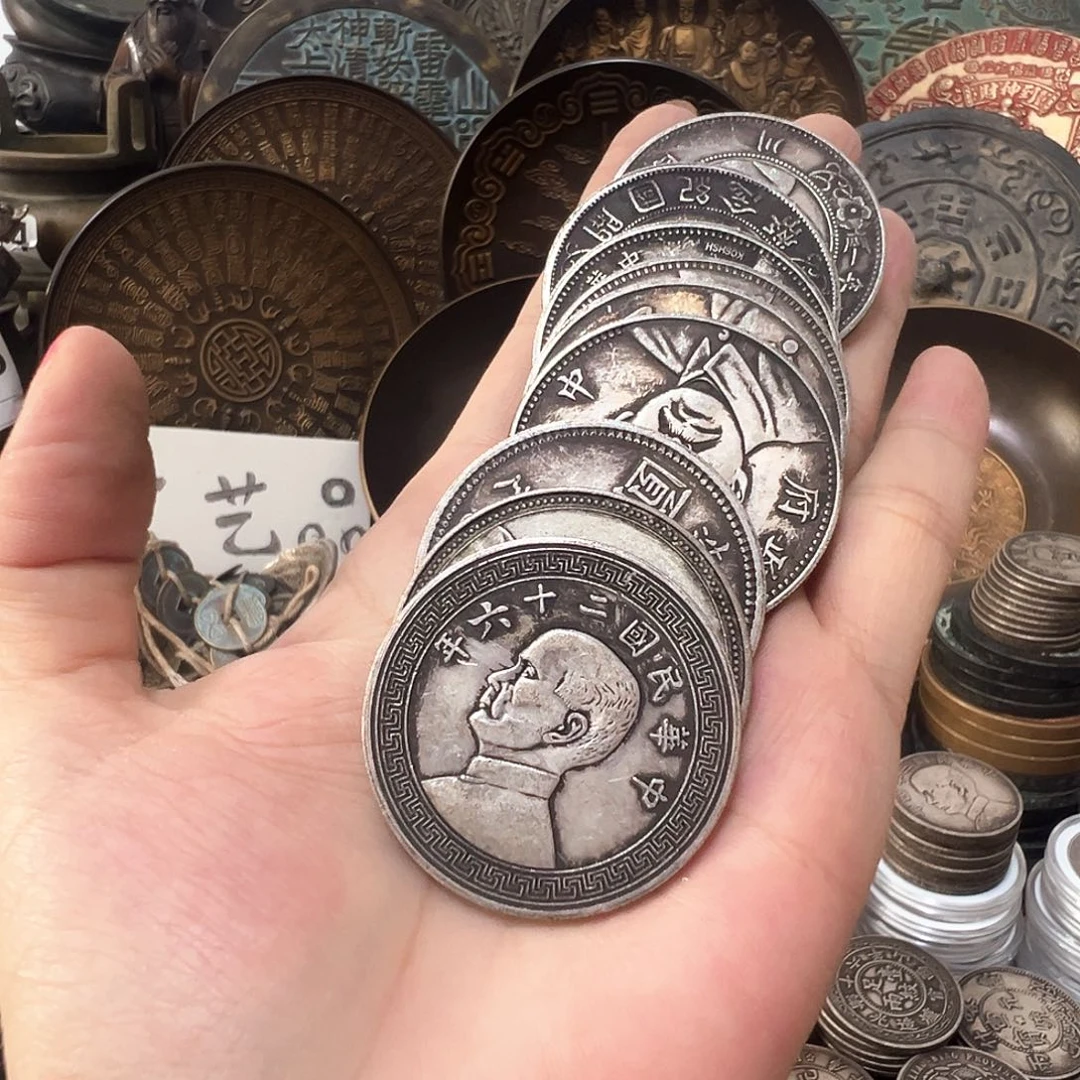 金属复古风格摆件