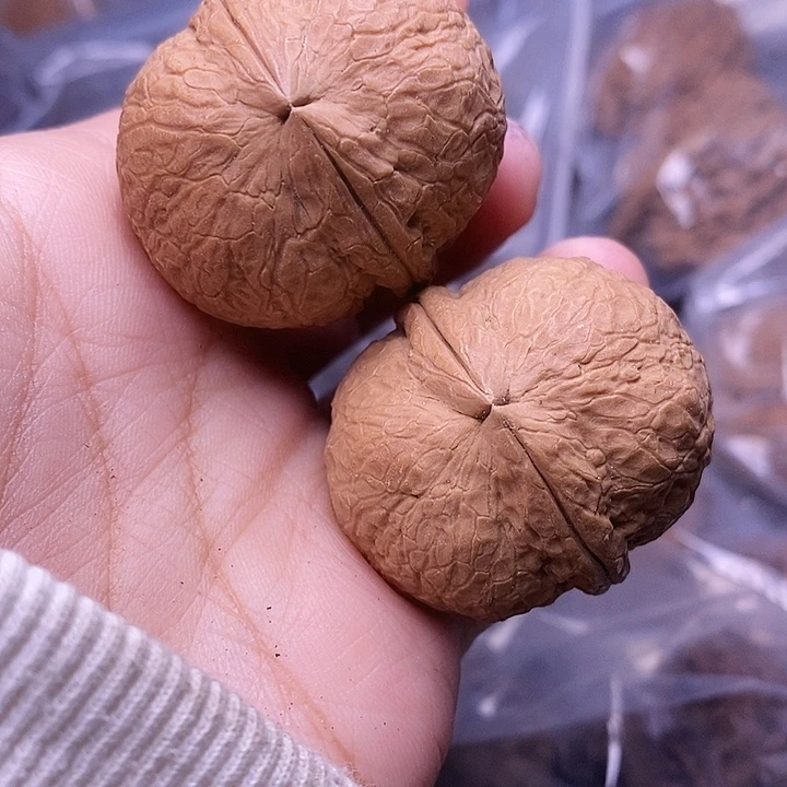 文玩核桃吊坠  164