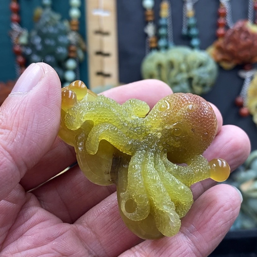 【闪购商品】未镶嵌蛇纹石玉吊坠