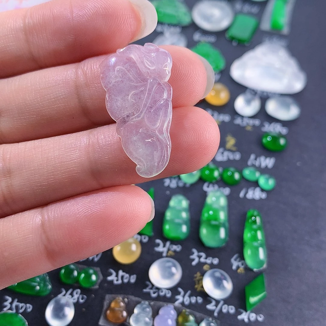 翡翠颈饰未镶嵌天然翡翠高冰蝴蝶仙子