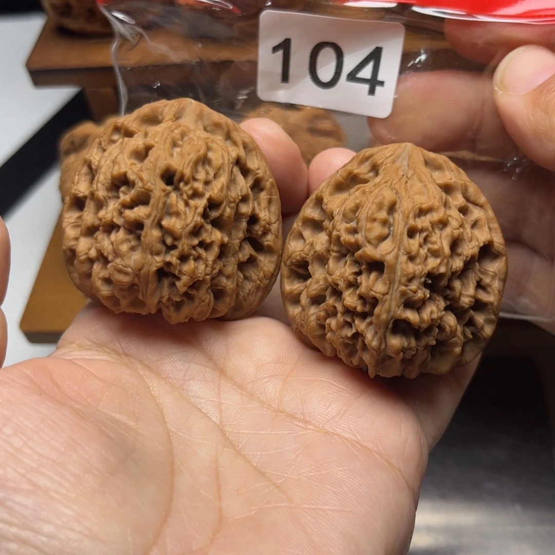 吊坠文玩核桃南疆43