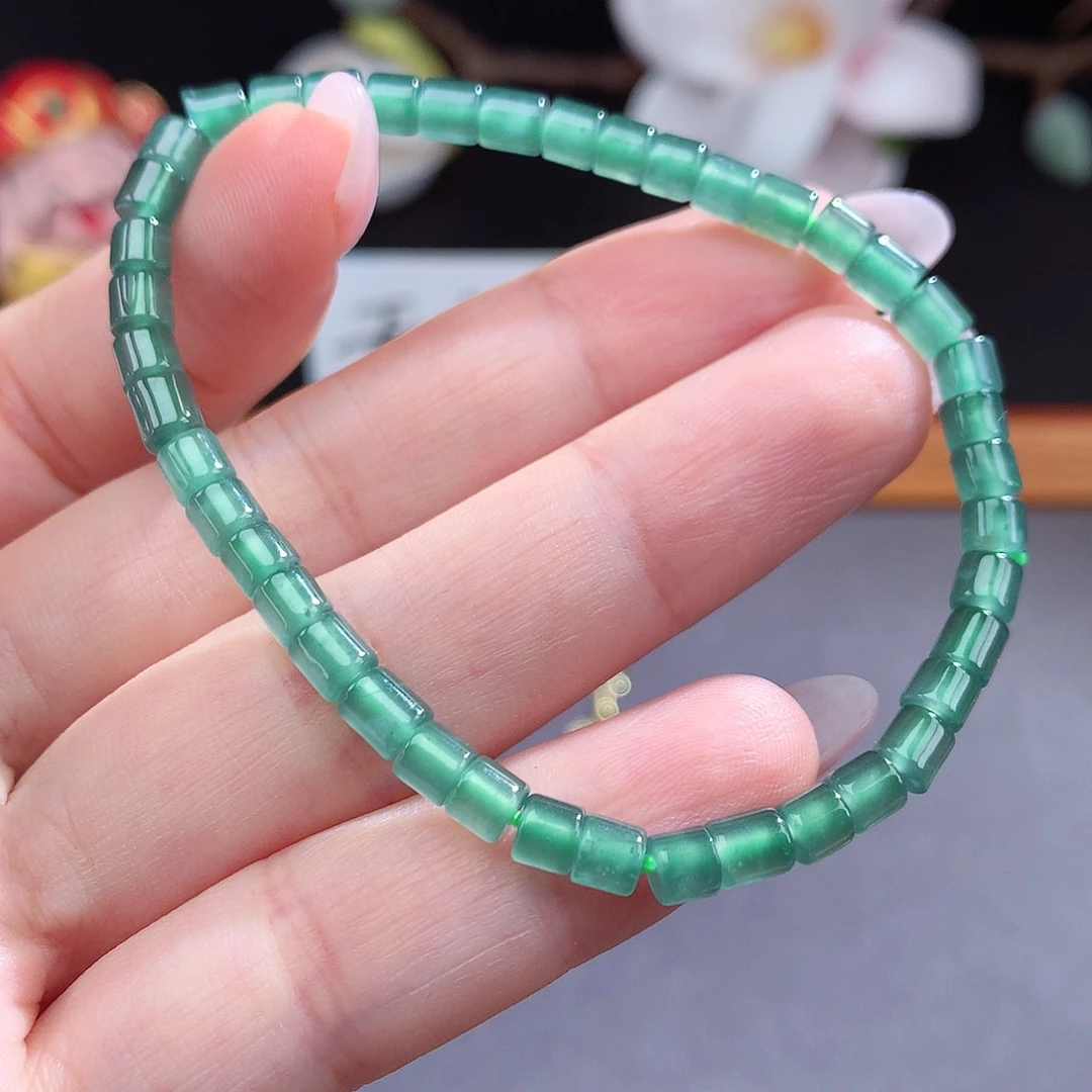 翡翠手镯（圆镯）未镶嵌