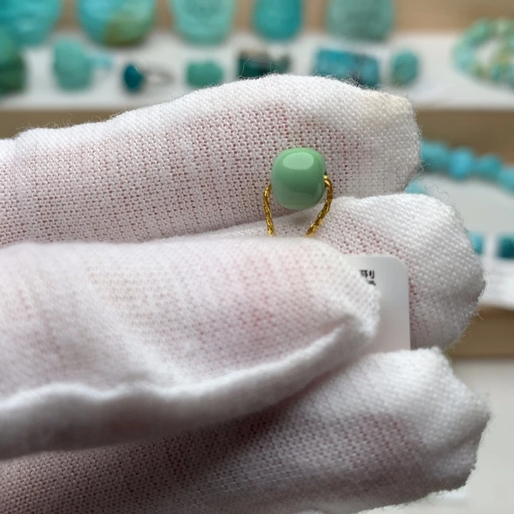 绿松石未镶嵌珠宝奇石菜籽黄精品老型6.3*5.5mm