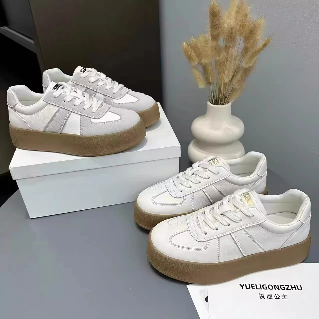 SAGGYKK/闪瑶复古休闲德训鞋厚底增高百搭通勤美拉德舒适板鞋