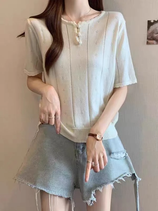 【白色三粒扣】钩花镂空短袖T恤女2025夏季显瘦别致打底针织衫上衣