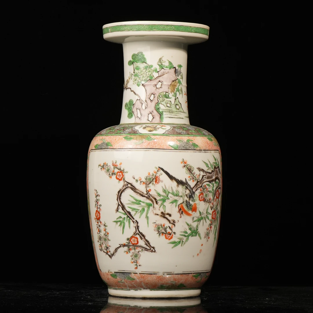 lot15987 6041 清晚期 五彩花鸟纹棒槌瓶 H:40