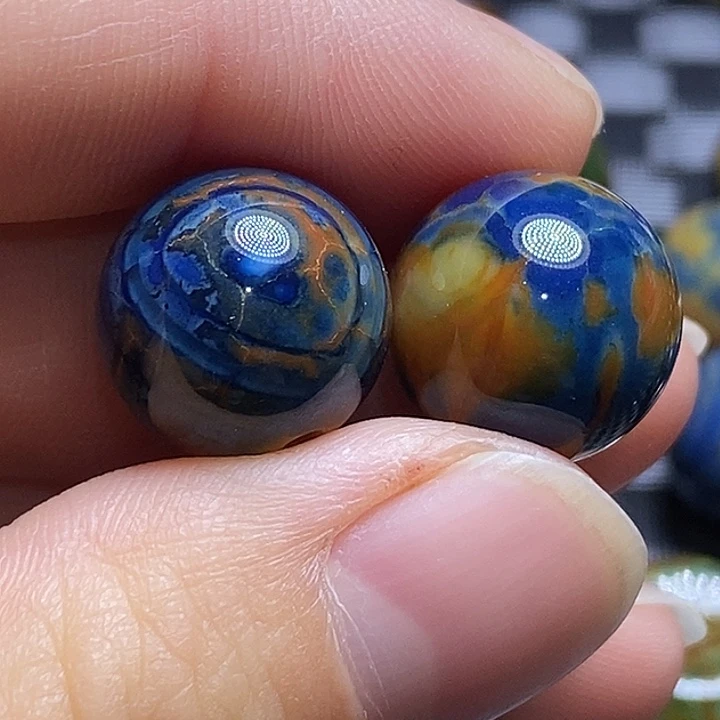 猛***士玛瑙/玉髓未镶嵌颈饰