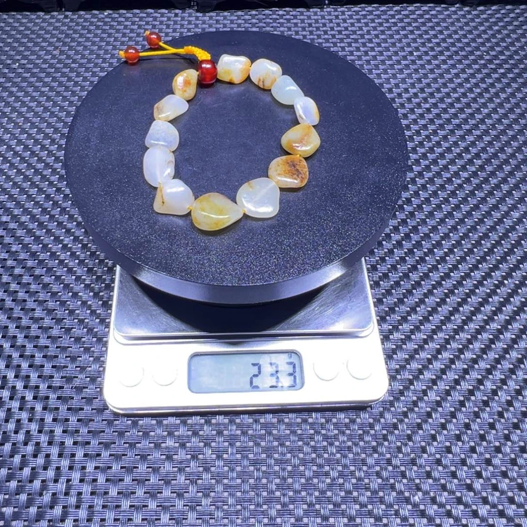 吊坠(不含链)未镶嵌和田玉（子料）23