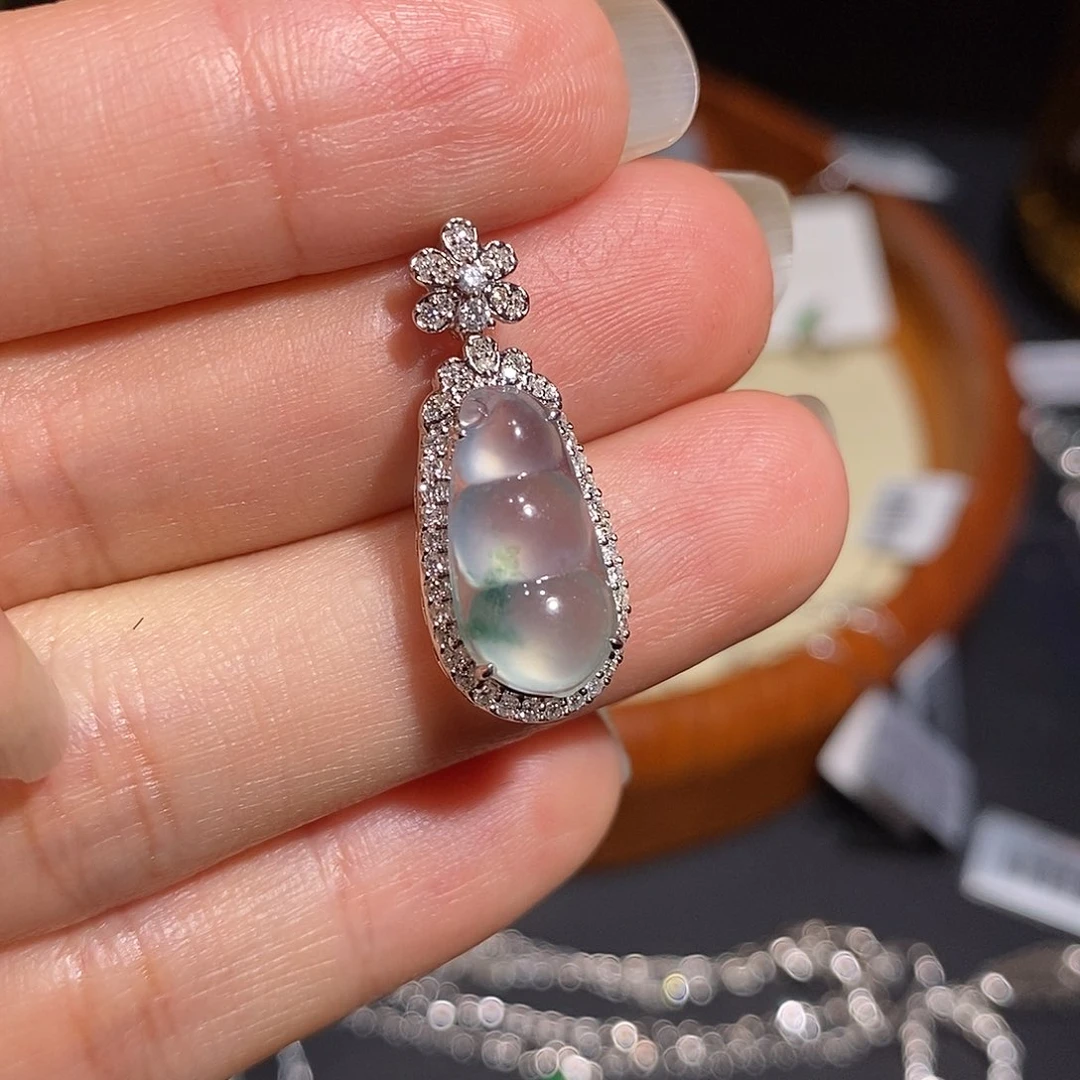 翡翠颈饰18K金镶嵌吊坠18k