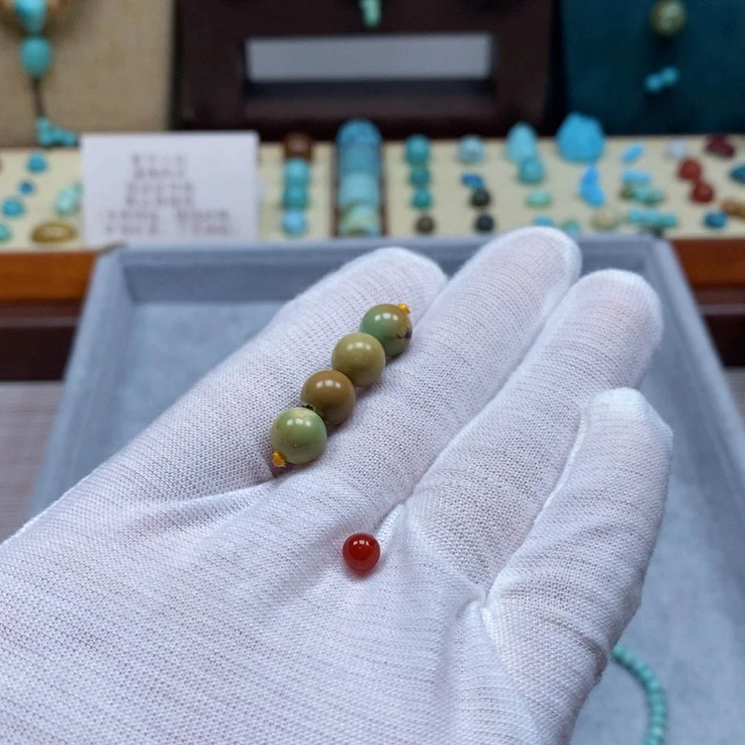 未镶嵌配饰南红玛瑙