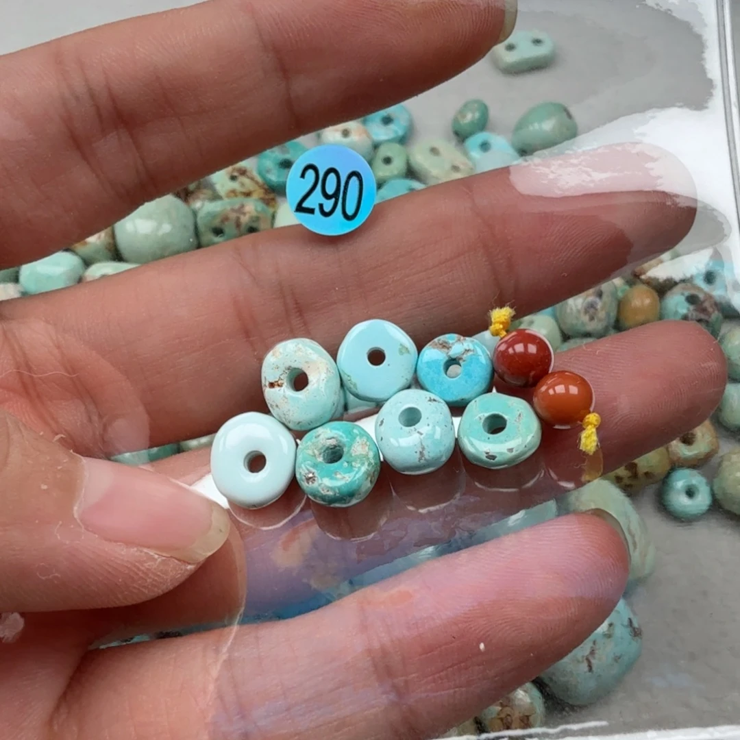南红玛瑙未镶嵌珠宝奇石
