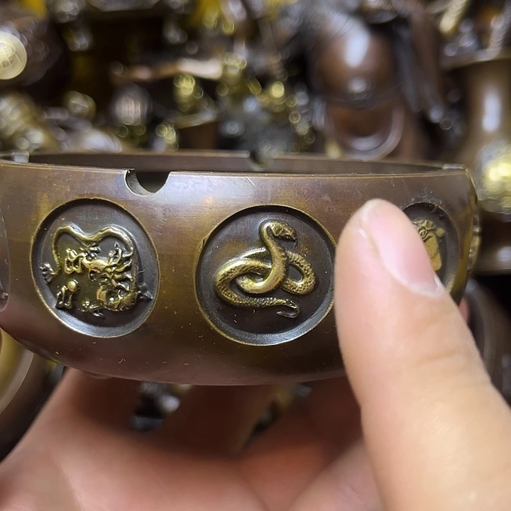 诚信经营精美铜器