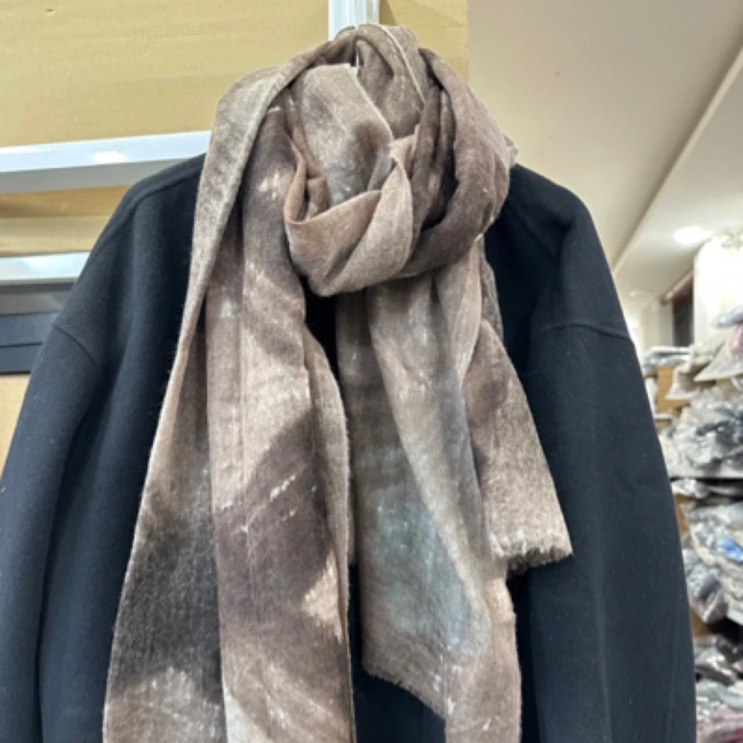 尼泊尔工艺手捻纱羊绒长巾咖色披肩围巾