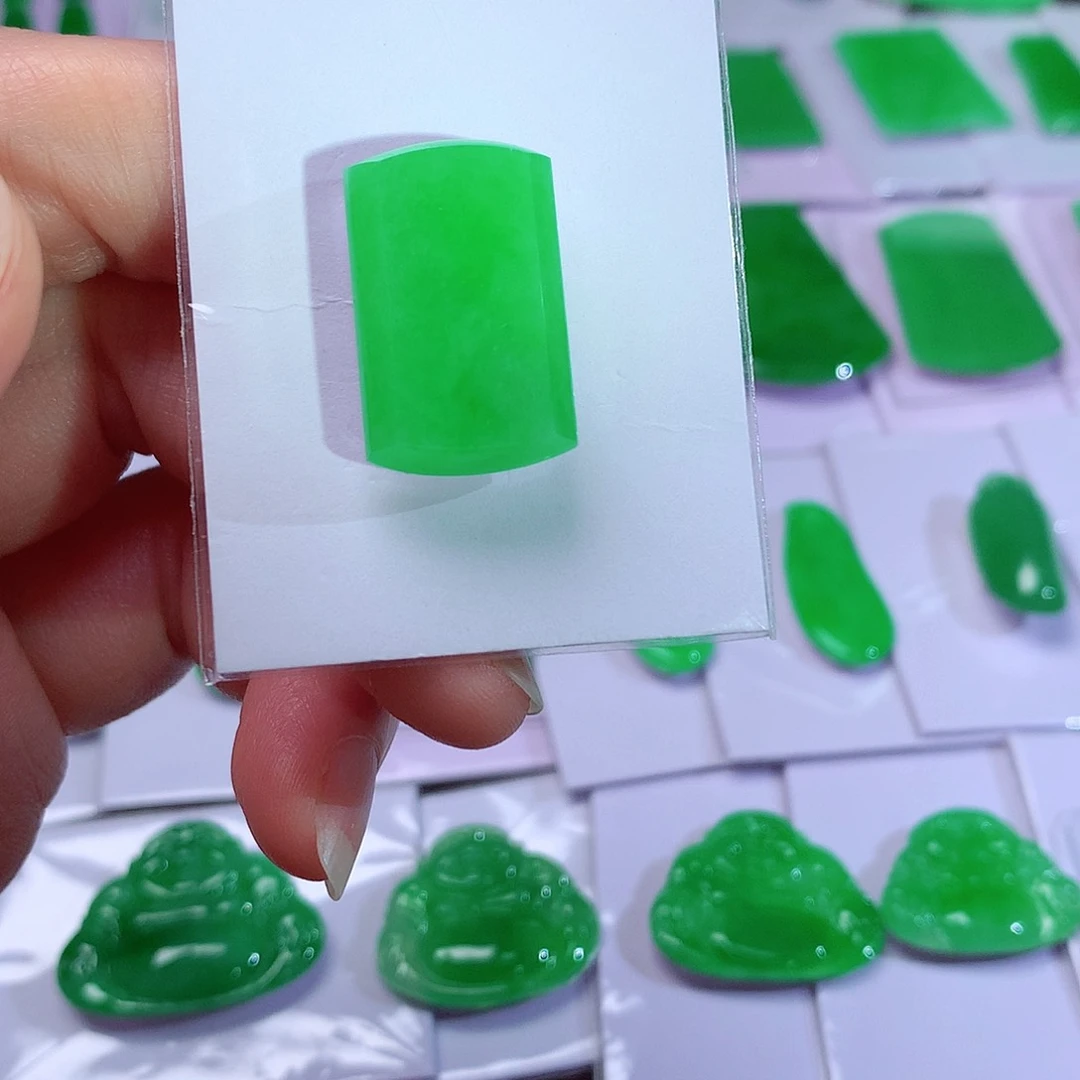 颈饰未镶嵌翡翠天然翡翠