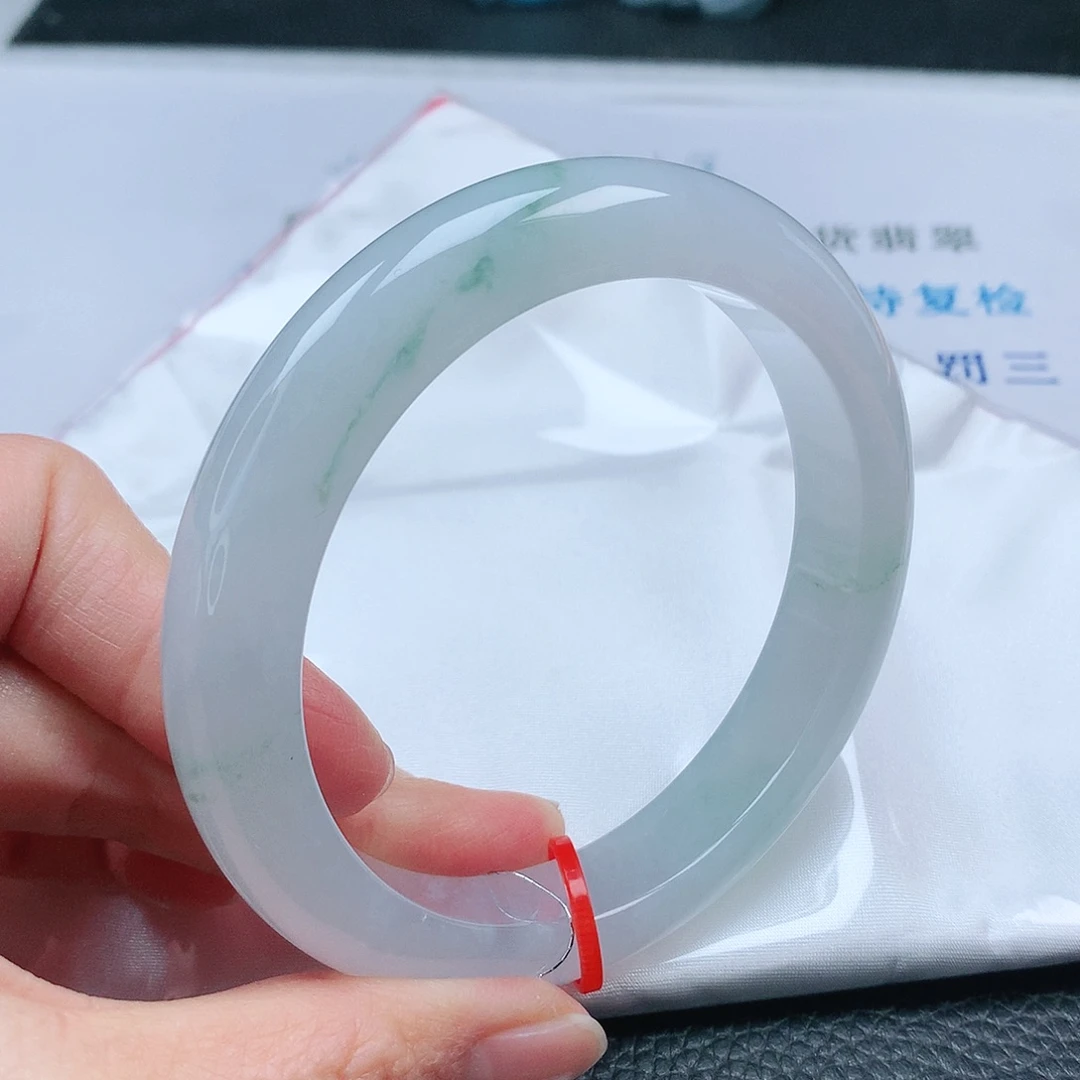 翡翠手镯未镶嵌63➕圈