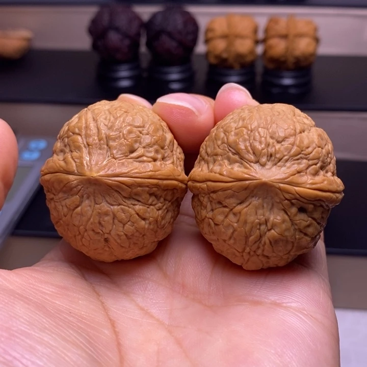 把件文玩核桃粗筋蟒纹虎头14