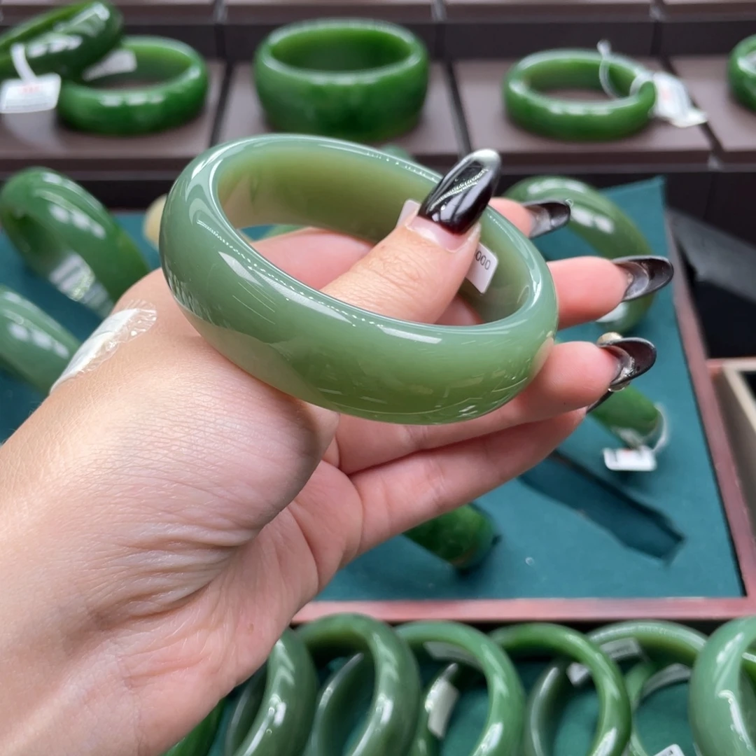 和田玉（碧玉）未镶嵌手镯58.59