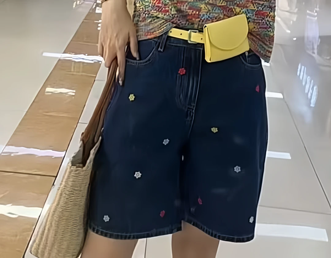 彩色小花夏季高腰时尚牛仔短裤