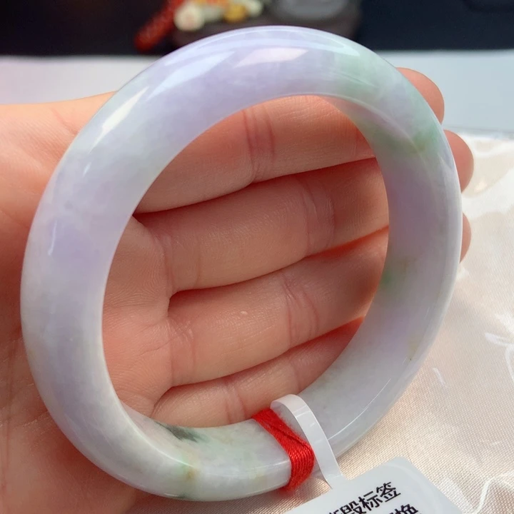 翡翠手镯未镶嵌58圈