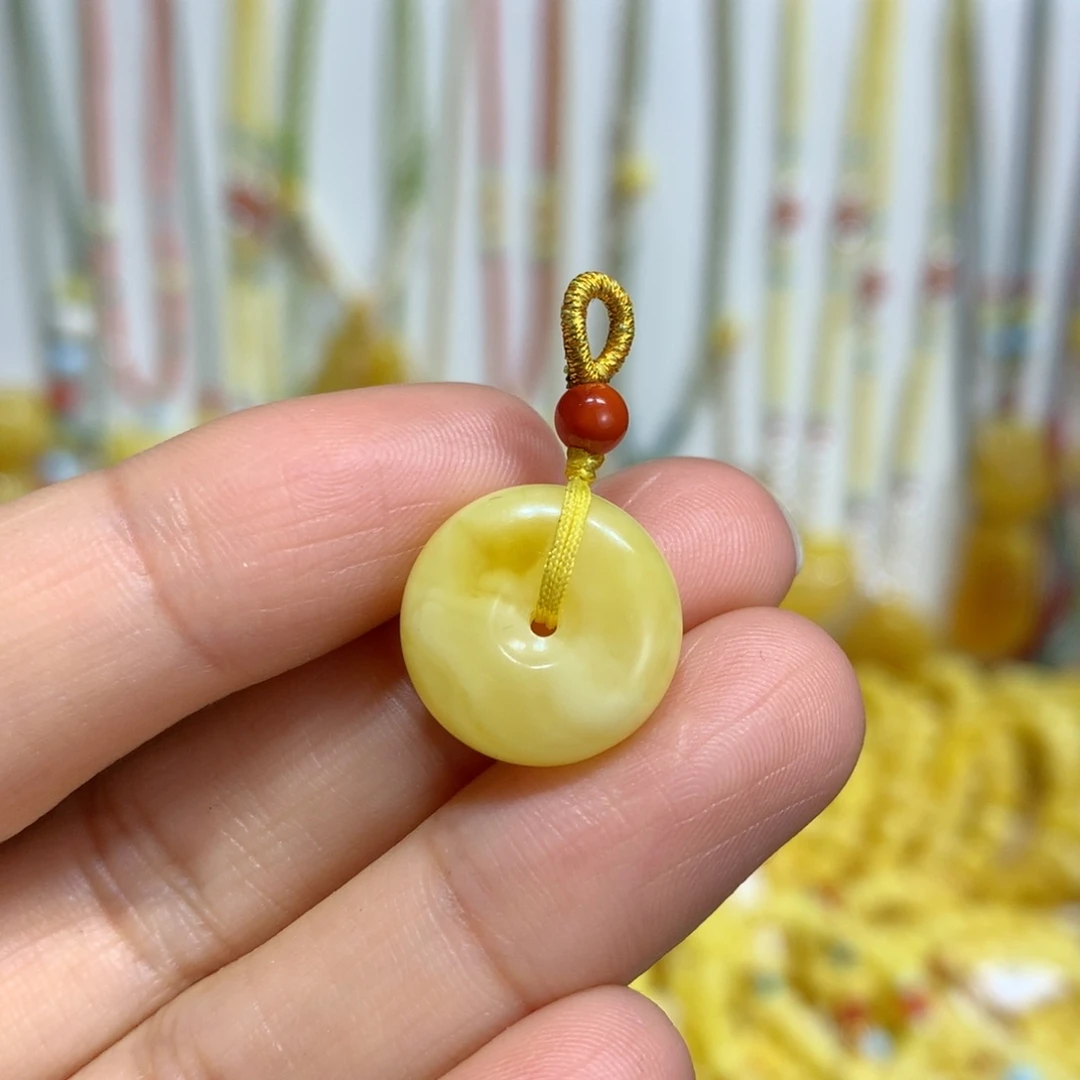 蜜蜡裸石未镶嵌配饰