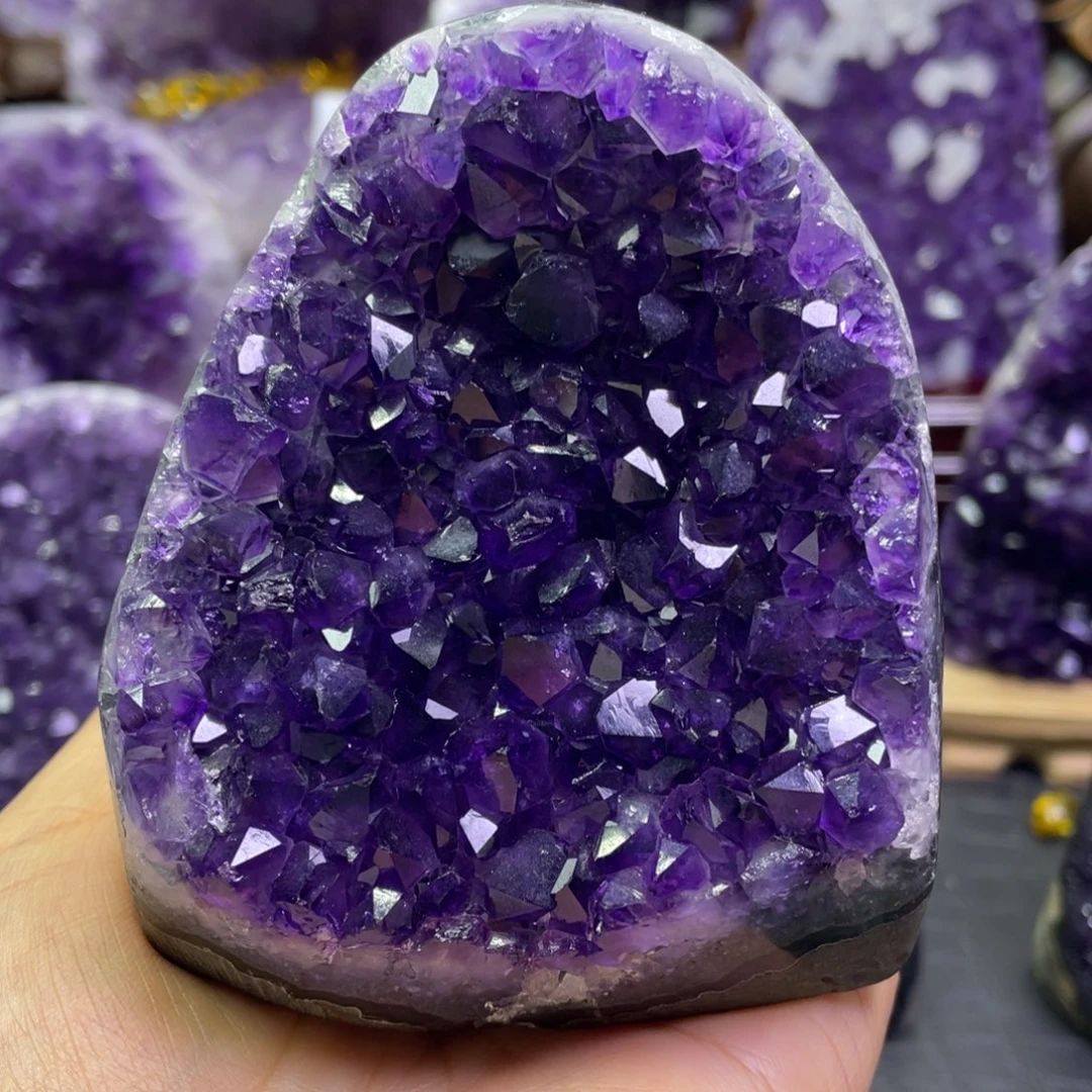 紫晶大型摆件（非配饰）未镶嵌