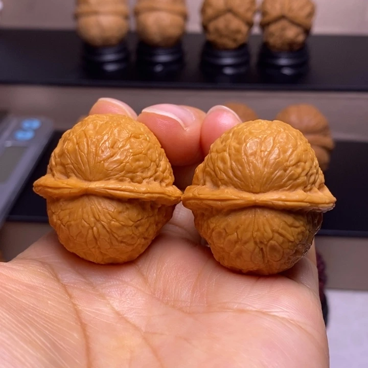 把件文玩核桃太阳系元宝28