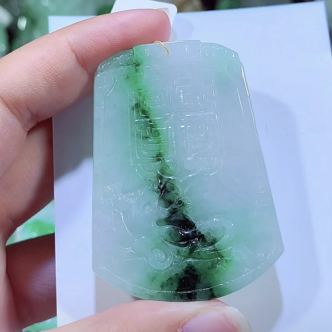 缅甸天然A货翡翠飘绿仿古貔貅无事牌吊坠