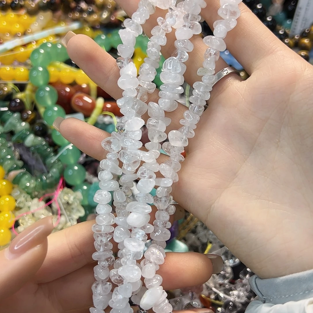 玛瑙/玉髓合金珠宝半成品白水碎石一条