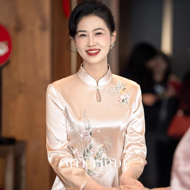 喜妈妈婚宴礼服2025春夏喜婆婆高端年轻结婚旗袍