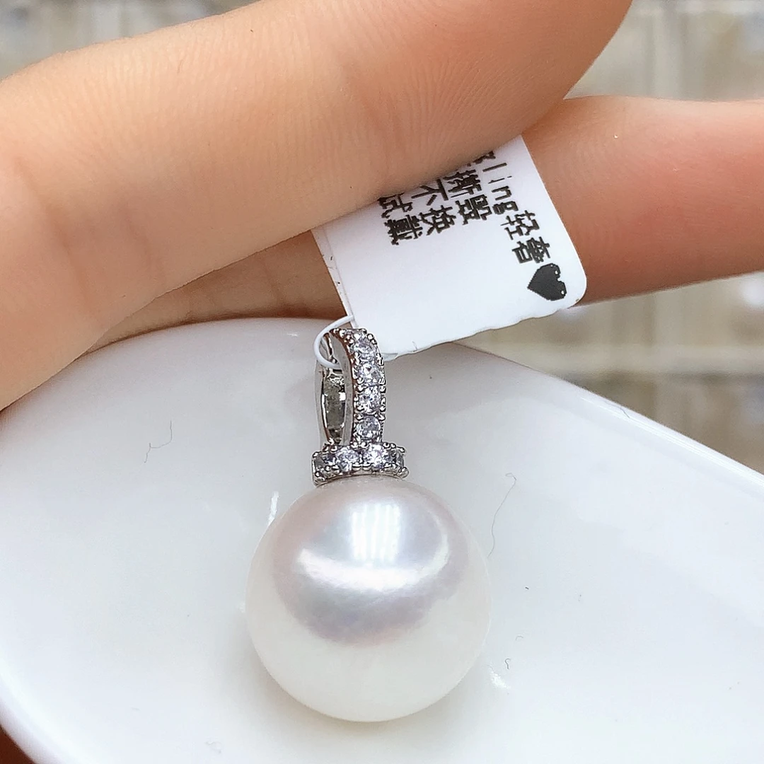 淡水珍珠合金颈饰